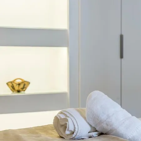 Apartment Florit Flats - Cathedral Luxury Terrace Flat 2br 2ba Ac Wifi Valencia