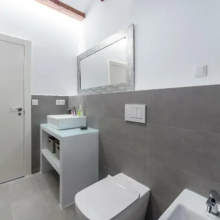 Apartment Florit Flats - Cathedral Luxury Terrace Flat 2br 2ba Ac Wifi *