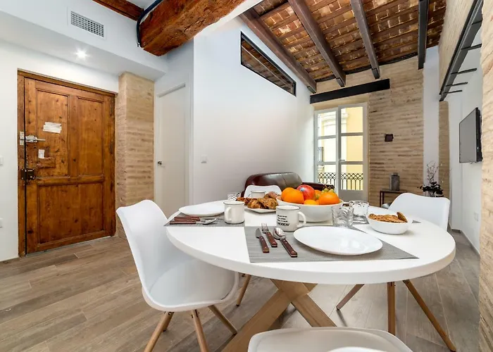 Florit Flats - Cathedral Luxury Terrace Flat 2br 2ba Ac Wifi