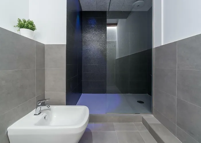 Florit Flats - Cathedral Luxury Terrace Flat 2br 2ba Ac Wifi Apartament