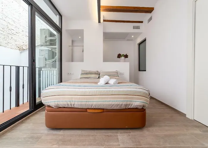 Florit Flats - Cathedral Luxury Terrace Flat 2br 2ba Ac Wifi