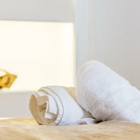 Florit Flats - Cathedral Luxury Terrace Flat 2br 2ba Ac Wifi Lejlighed