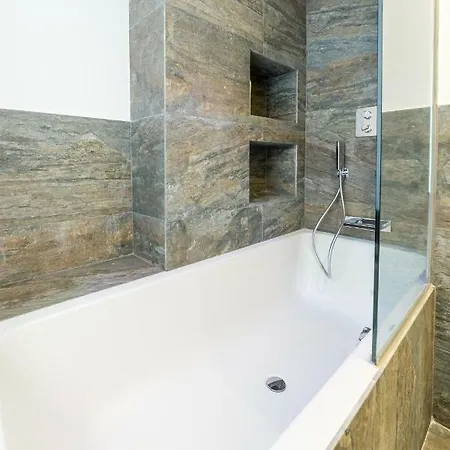 Lejlighed Florit Flats - Cathedral Luxury Terrace Flat 2br 2ba Ac Wifi